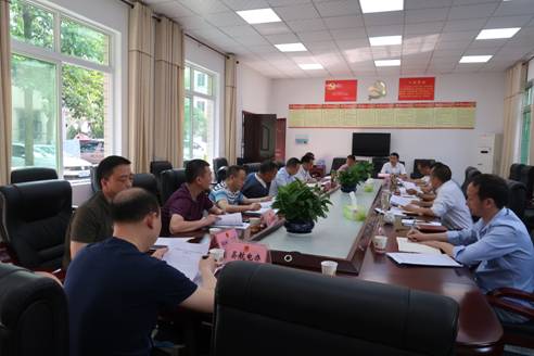 县人大经济委召开第一次全体会议
