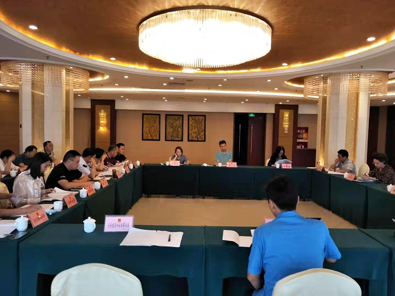 市人大常委会调研青神科技成果 转化工作情况