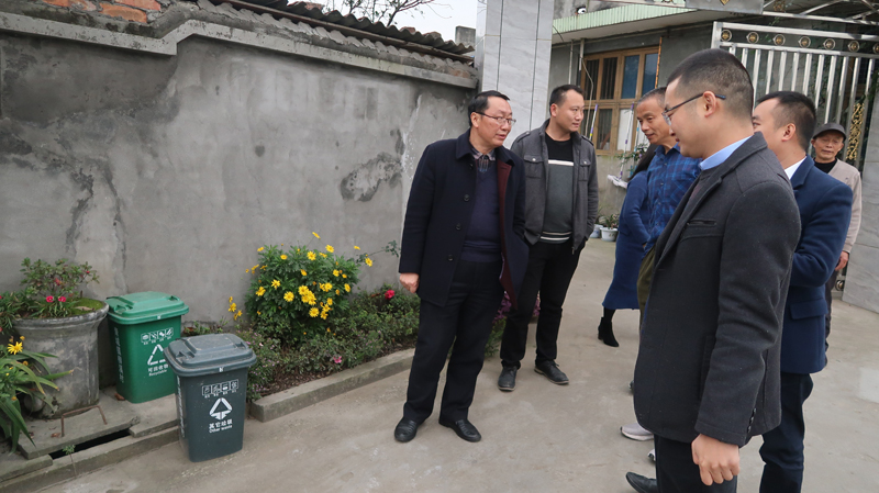 李志国主任回柳溪村开展集中联系选民活动日活动